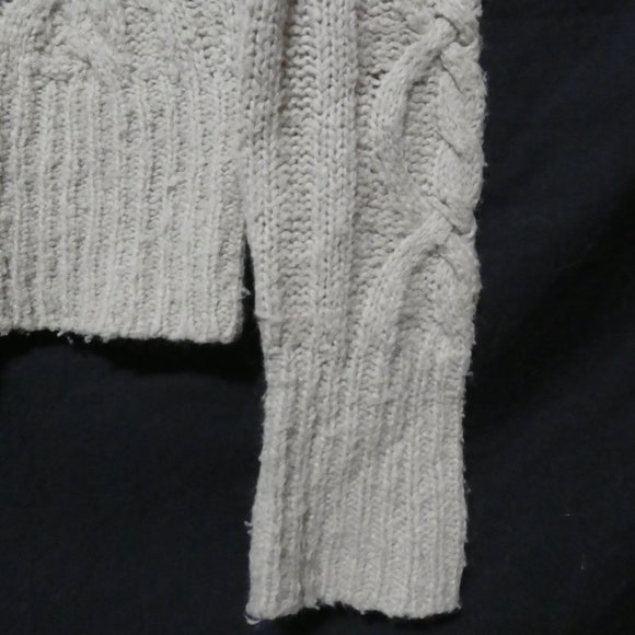JACOB ANNEXE | small | Cable Knit Turtleneck Sweater | NWOT - Picture 8 of 16